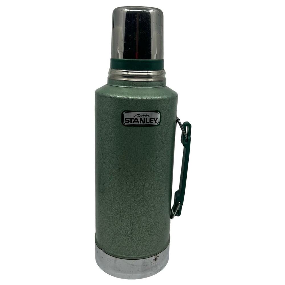 Stanley Classic Vacuum Bottle A945DH Half Gallon Green Thermos VTG Retro Camping